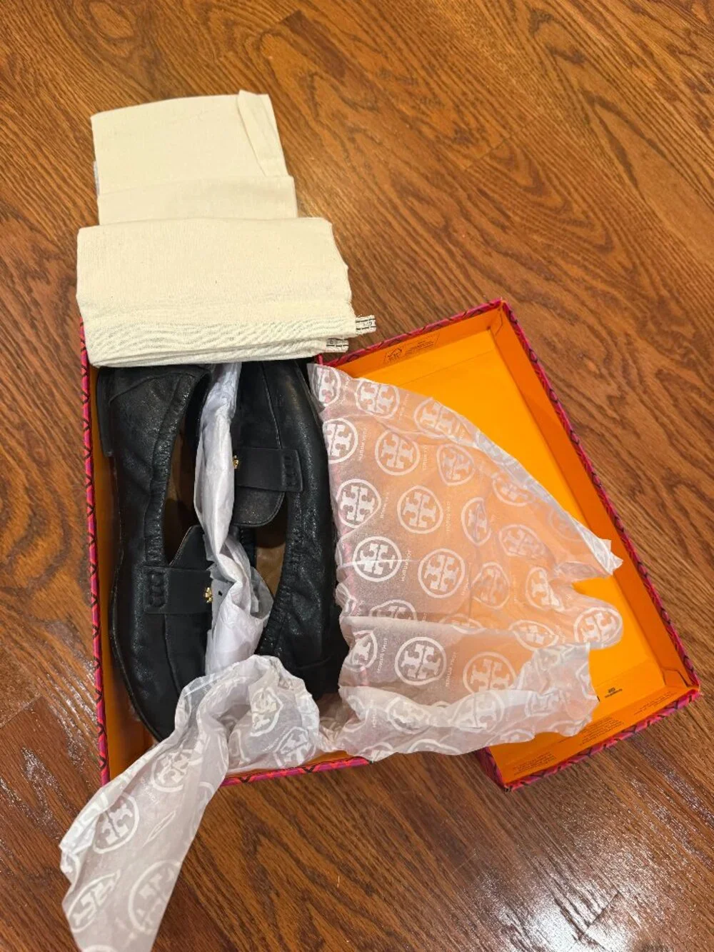 Tory Burch Ballet Loafers Black Leather Size 6